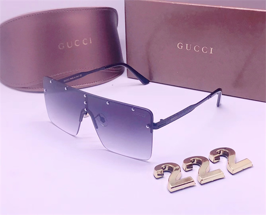 Gucci Sunglass A 209